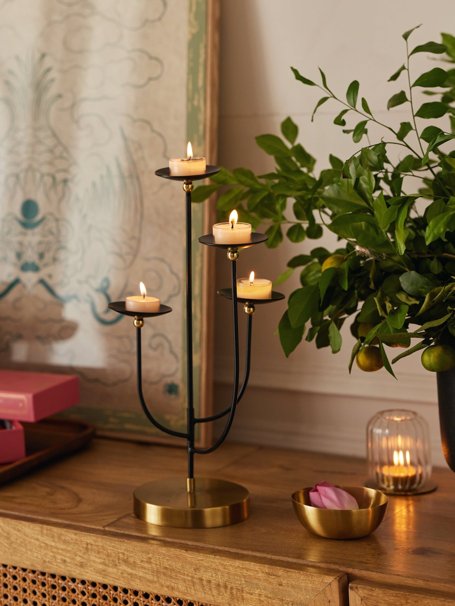 Daisy Candleabra 4 flowers-2