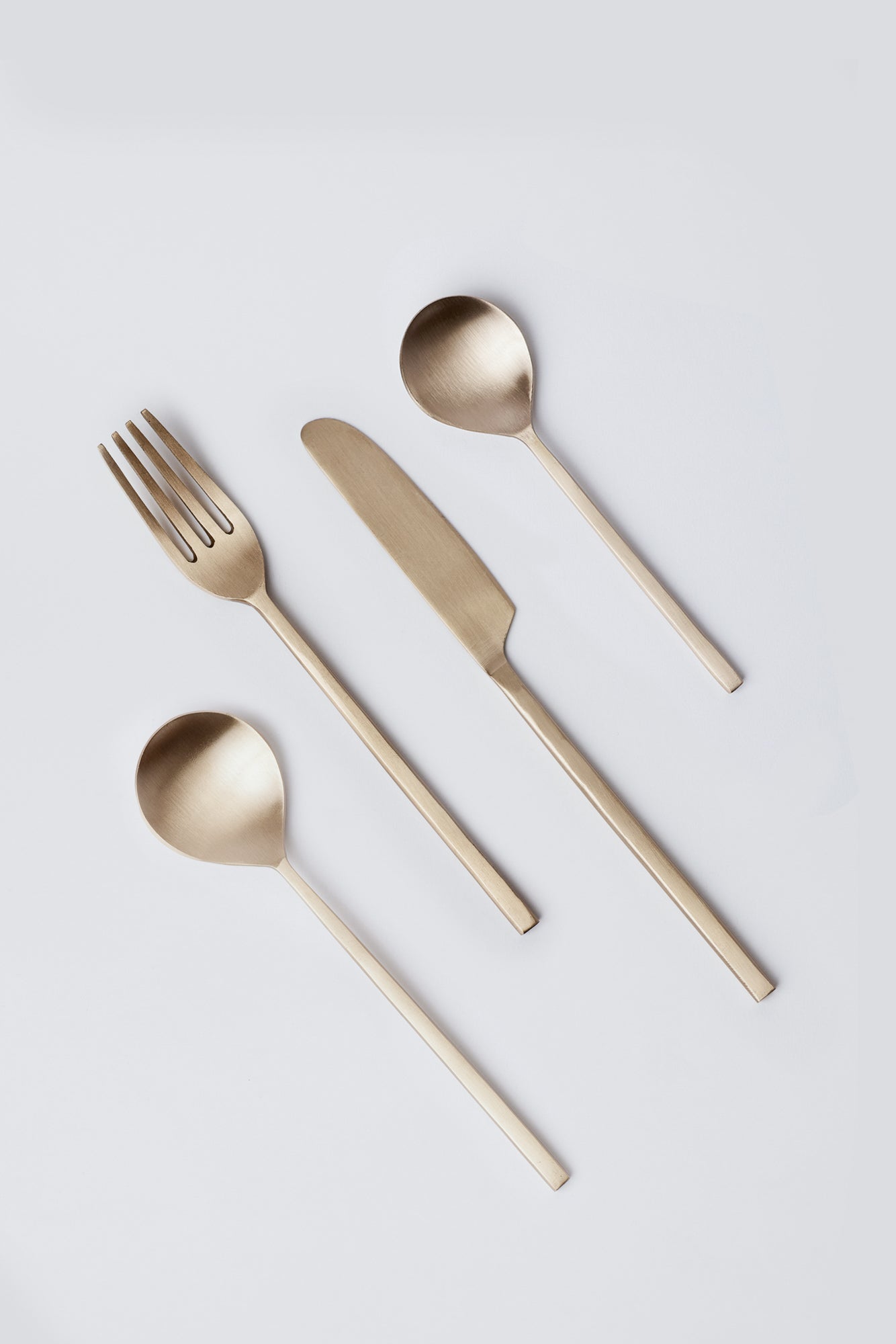 Taihi Champagne Gold Brass Cutlery Set - Fleck
